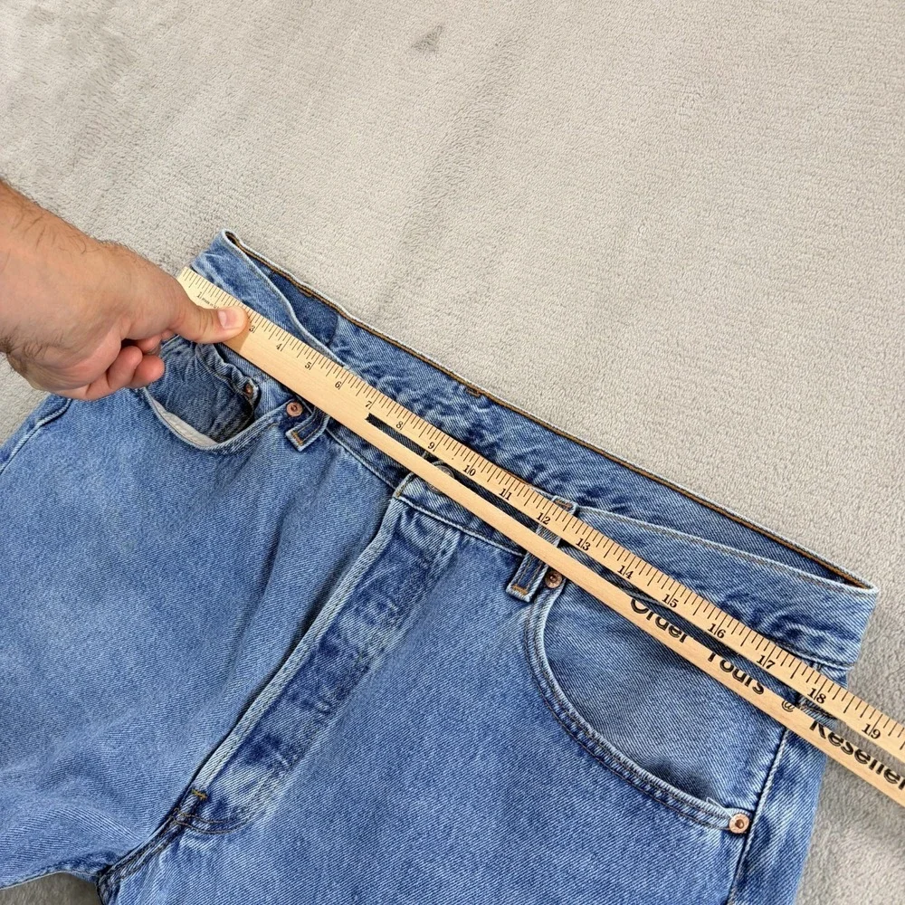 Vintage Levis 501 Jeans Men 38x32 (Fits 36x31) Button Fly Distressed Made in USA